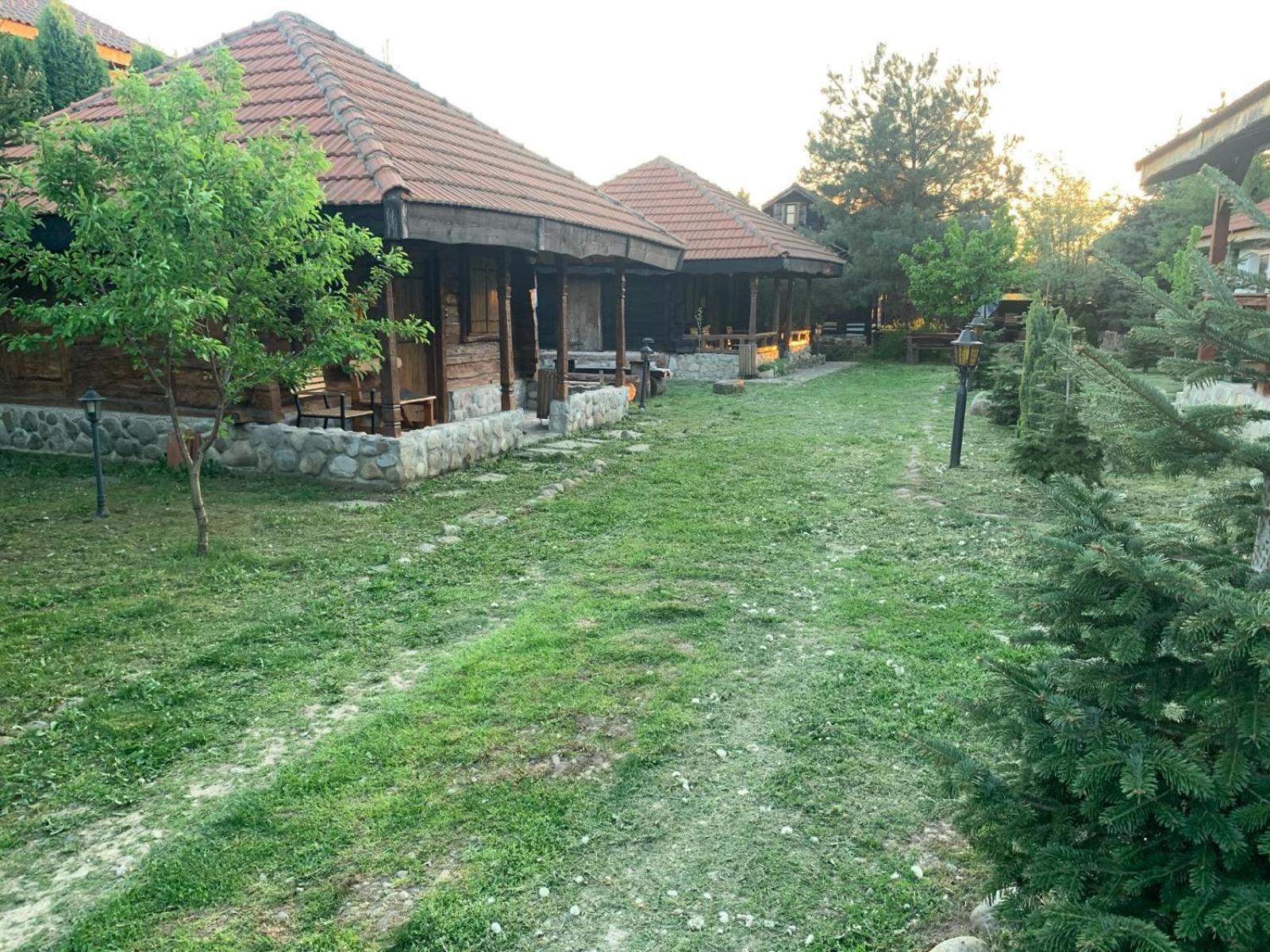 Satul Traditional Runcu  Exterior foto